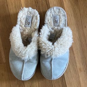 Ugg slippers